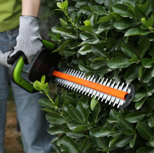 Încarcă imaginea în vizualizatorul Galerie, NOU - Trimmer Pentru Gard Viu Si Pomi, 20V - 2.0AH, Lungime Cutit 50 Cm, 2500 RPM