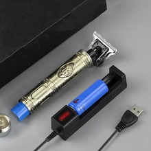 Încarcă imaginea în vizualizatorul Galerie, NOU - FERTA 1+1 GRATIS: Masina PROfesionala Viking X de tuns sau contur cu 2 ore autonomie si 4 capete CADOU