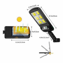 Încarcă imaginea în vizualizatorul Galerie, NOU - Set 4 Lampi Solare ULTRA LED Stradale cu Senzor de Miscare si Telecomanda