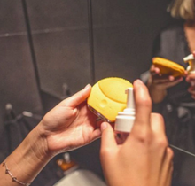 Încarcă imaginea în vizualizatorul Galerie, Perie electrica cu aer cald One Step