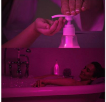 Încarcă imaginea în vizualizatorul Galerie, Dozator de sapun cu lumina LED Soap Brite se poate folosi pentru sapun lichid, gel dezinfectant, lotiune, detergent de vase, gel de dus etc