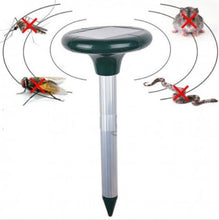 Încarcă imaginea în vizualizatorul Galerie, SET 2 X Dispozitiv - alarma sonica pentru alungat cartite cu alimentare solara