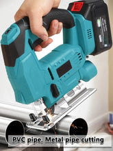 Încarcă imaginea în vizualizatorul Galerie, Fierastrau tip Soricel, pentru Lemn/Parchet - LeihMann cu 2 Acumulatori 24V - Turatie Reglabila, 2800 RPM

